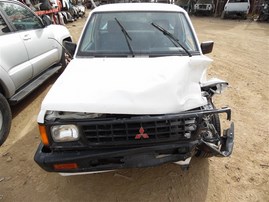 1991 MITSUBISHI MIGHT MAX PICK UP WHITE 2.4 MT 2WD 214001